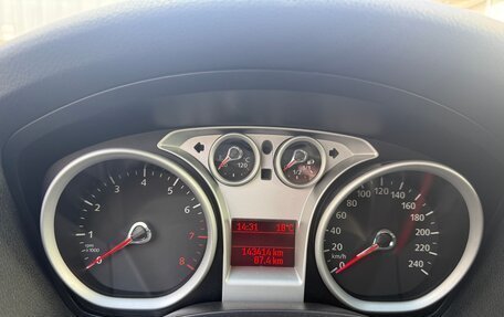 Ford Focus II рестайлинг, 2010 год, 900 000 рублей, 28 фотография