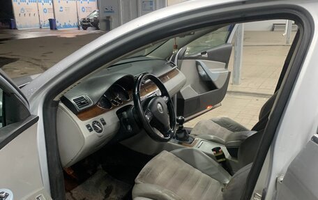 Volkswagen Passat B6, 2006 год, 425 000 рублей, 10 фотография