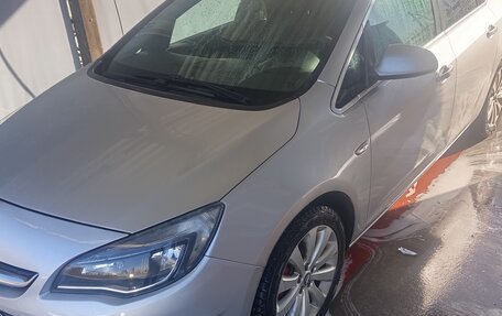 Opel Astra J, 2012 год, 750 000 рублей, 6 фотография