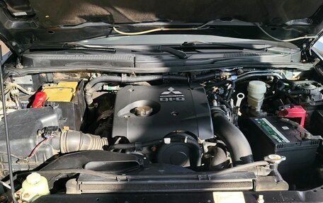 Mitsubishi Pajero Sport II рестайлинг, 2013 год, 1 449 000 рублей, 8 фотография