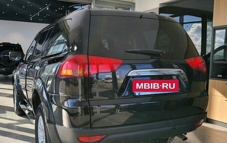 Mitsubishi Pajero Sport II рестайлинг, 2013 год, 1 449 000 рублей, 4 фотография