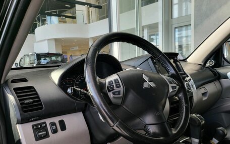 Mitsubishi Pajero Sport II рестайлинг, 2013 год, 1 449 000 рублей, 16 фотография