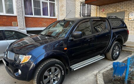 Mitsubishi L200 IV рестайлинг, 2008 год, 1 350 000 рублей, 9 фотография