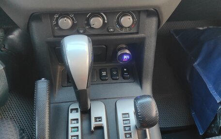 Mitsubishi Pajero III рестайлинг, 2005 год, 1 380 000 рублей, 22 фотография