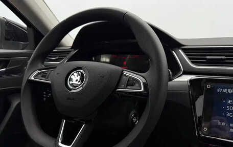 Skoda Superb, 2025 год, 3 047 000 рублей, 6 фотография