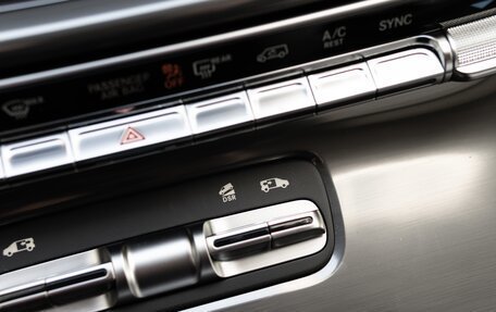 Mercedes-Benz V-Класс, 2026 год, 14 990 000 рублей, 26 фотография