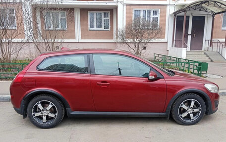 Volvo C30 I рестайлинг, 2010 год, 850 000 рублей, 4 фотография