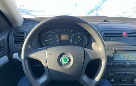 Skoda Octavia, 2005 год, 1 000 000 рублей, 13 фотография