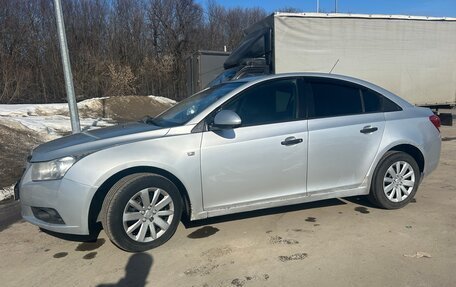 Chevrolet Cruze II, 2011 год, 480 000 рублей, 2 фотография
