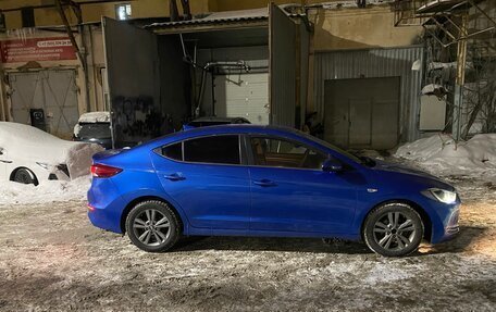 Hyundai Elantra VI рестайлинг, 2017 год, 715 000 рублей, 7 фотография