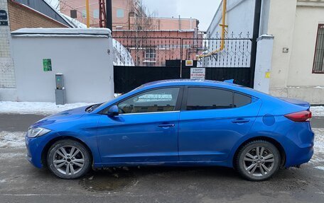 Hyundai Elantra VI рестайлинг, 2017 год, 715 000 рублей, 13 фотография