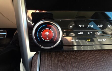 Land Rover Range Rover IV рестайлинг, 2023 год, 15 500 000 рублей, 11 фотография