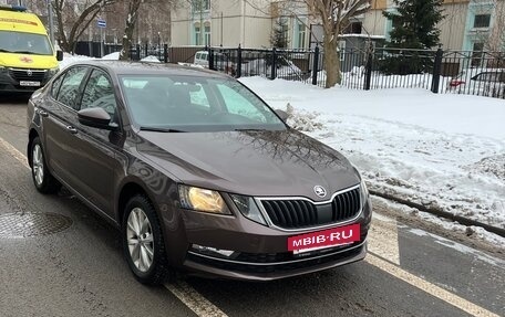 Skoda Octavia, 2018 год, 1 850 000 рублей, 6 фотография