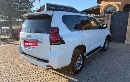 Toyota Land Cruiser Prado 150 рестайлинг 2, 2020 год, 3 750 000 рублей, 3 фотография