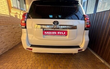 Toyota Land Cruiser Prado 150 рестайлинг 2, 2020 год, 3 750 000 рублей, 6 фотография