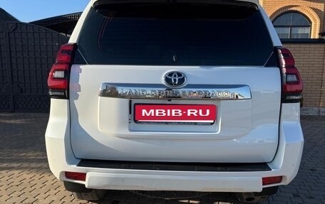 Toyota Land Cruiser Prado 150 рестайлинг 2, 2020 год, 3 750 000 рублей, 4 фотография