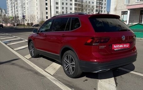 Volkswagen Tiguan II, 2019 год, 3 600 000 рублей, 4 фотография