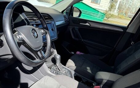 Volkswagen Tiguan II, 2019 год, 3 600 000 рублей, 9 фотография