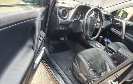 Toyota RAV4, 2015 год, 1 800 000 рублей, 1 фотография