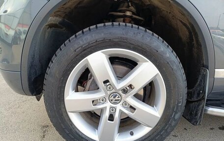 Volkswagen Touareg III, 2013 год, 2 100 000 рублей, 11 фотография