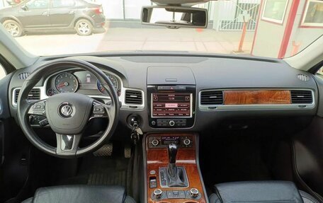 Volkswagen Touareg III, 2013 год, 2 100 000 рублей, 12 фотография