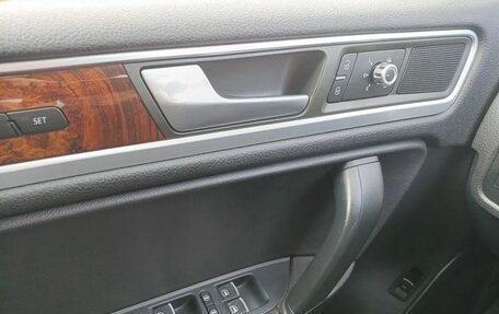 Volkswagen Touareg III, 2013 год, 2 100 000 рублей, 20 фотография