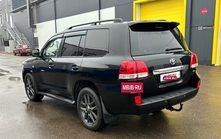 Toyota Land Cruiser 200, 2009 год, 2 470 000 рублей, 4 фотография