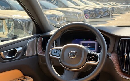 Volvo XC60 II, 2023 год, 5 690 000 рублей, 15 фотография