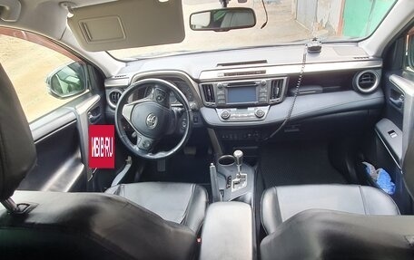 Toyota RAV4, 2015 год, 1 800 000 рублей, 7 фотография