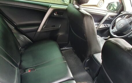 Toyota RAV4, 2015 год, 1 800 000 рублей, 16 фотография