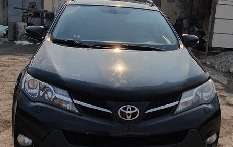 Toyota RAV4, 2015 год, 1 800 000 рублей, 24 фотография