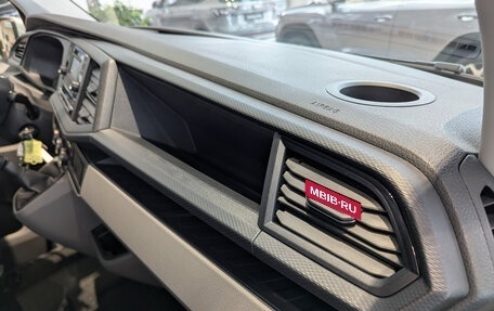 Volkswagen Transporter T6 рестайлинг, 2024 год, 9 790 000 рублей, 24 фотография