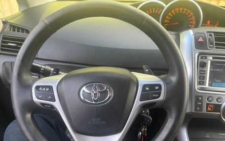 Toyota Verso I, 2012 год, 870 000 рублей, 7 фотография