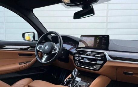 BMW 5 серия, 2022 год, 4 650 000 рублей, 11 фотография