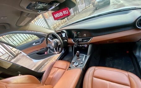 Alfa Romeo Giulia II, 2018 год, 2 499 999 рублей, 10 фотография