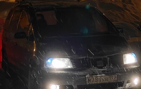 SEAT Alhambra II рестайлинг, 2007 год, 670 000 рублей, 10 фотография