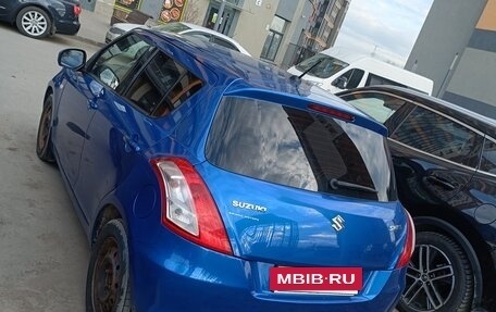 Suzuki Swift IV, 2011 год, 850 000 рублей, 3 фотография