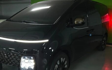 Hyundai Staria, 2025 год, 5 850 000 рублей, 2 фотография