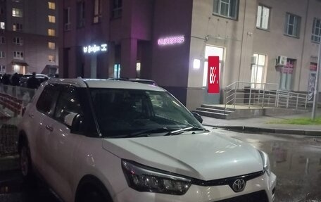 Toyota Raize I, 2021 год, 2 099 000 рублей, 2 фотография