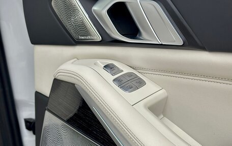 BMW X7, 2021 год, 11 300 000 рублей, 15 фотография