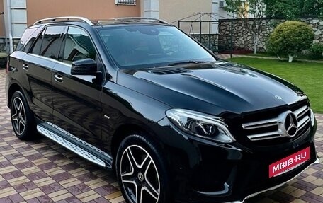 Mercedes-Benz GLE, 2018 год, 4 500 000 рублей, 3 фотография