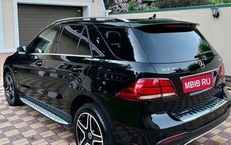 Mercedes-Benz GLE, 2018 год, 4 500 000 рублей, 5 фотография