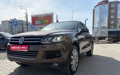 Volkswagen Touareg III, 2012 год, 2 080 000 рублей, 2 фотография