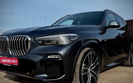 BMW X5, 2019 год, 5 700 000 рублей, 1 фотография