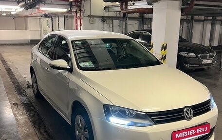 Volkswagen Jetta VI, 2012 год, 1 085 000 рублей, 3 фотография