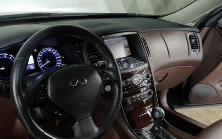 Infiniti QX50 I рестайлинг, 2017 год, 2 479 000 рублей, 15 фотография