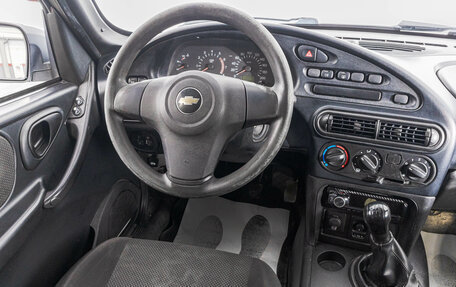 Chevrolet Niva I рестайлинг, 2015 год, 599 000 рублей, 11 фотография