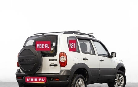 Chevrolet Niva I рестайлинг, 2015 год, 599 000 рублей, 5 фотография