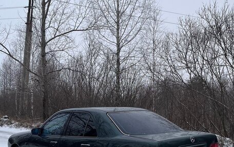 Mercedes-Benz E-Класс, 1998 год, 300 000 рублей, 8 фотография