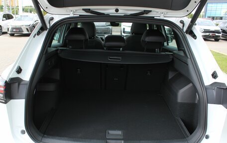 Volkswagen Tiguan, 2025 год, 5 120 000 рублей, 38 фотография